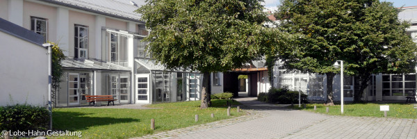 Der Hof des Evangelsichen Zentrums